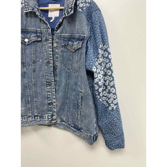Avec Les Filles Denim Combo Trucker Jacket Size Medium Floral Patchwork Blue - Picture 4 of 10